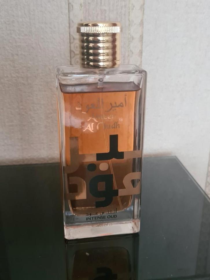 Lattafa Ameer Al Oudh Rouge intense, Bijoux, Sacs & Beauté, Beauté | Parfums, Comme neuf, Enlèvement ou Envoi