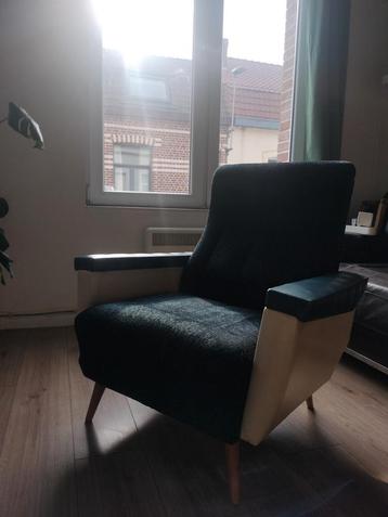 Double fauteuil avec accoudoir  beschikbaar voor biedingen