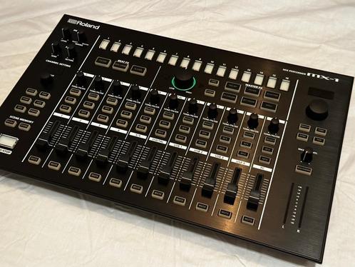 Roland MX-1 Mix Performer, Muziek en Instrumenten, Mengpanelen, Zo goed als nieuw, 10 tot 20 kanalen, Ophalen of Verzenden