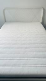 Bed 140x200 + matras + latem bodems Ikea, Huis en Inrichting, Slaapkamer | Matrassen en Bedbodems, Ophalen, 140 cm, Zo goed als nieuw