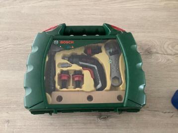Plastic Bosch speelgoed gereedschap koffer  beschikbaar voor biedingen