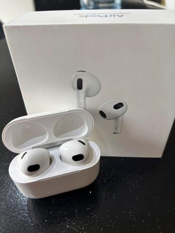 AirPods 3 ieme génération presque neuf, Télécoms, Enlèvement ou Envoi, Comme neuf