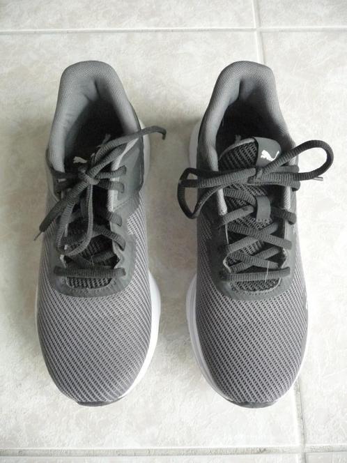 Puma Disperse XT2 maat 40, Kleding | Heren, Schoenen, Zo goed als nieuw, Sportschoenen, Zwart, Ophalen of Verzenden
