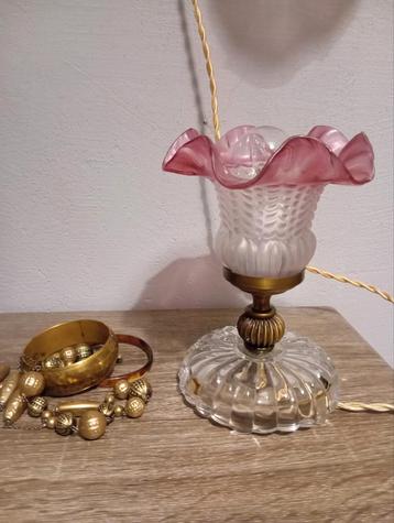 Lampe de table verre tulipe dépoli blanc et rose, art deco