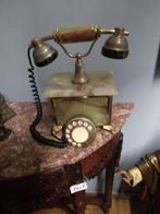 Antieke marmer groen telefoon, Enlèvement