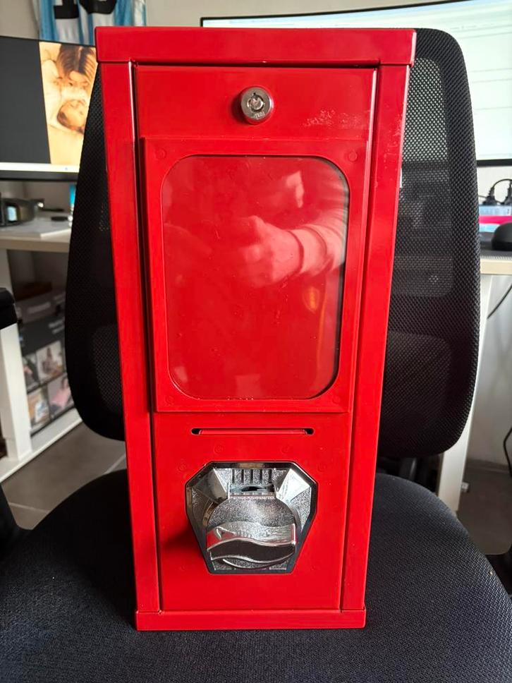 Pokemon Vending Machine - 2€stukken, Hobby en Vrije tijd, Verzamelkaartspellen | Pokémon, Zo goed als nieuw, Ophalen