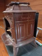 Degelijke kachel met 1 deurtje kapot., Ophalen, Gebruikt, Houtkachel