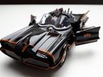 Batmobile “Batman Classic” + Batman and Robin figuur – 1:24, Hobby en Vrije tijd, Nieuw, Jada, Ophalen of Verzenden, Auto
