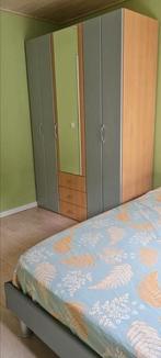 Jeugdslaapkamer met kleerkast en nachttafeltje, Huis en Inrichting, Ophalen, Gebruikt