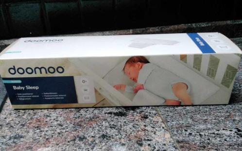 Zijligkussen Doomoo baby sleep, Kinderen en Baby's, Babywiegjes en Ledikanten, Ophalen