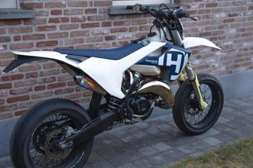 Husqvarna TX125 Supermoto – 2018 –  zeer goede staat beschikbaar voor biedingen