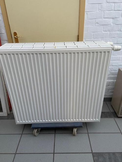 radiatoren, Doe-het-zelf en Bouw, Verwarming en Radiatoren, Zo goed als nieuw, Radiator, 80 cm of meer, Minder dan 60 cm, Ophalen