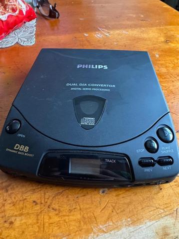 Philips AZ6830/00  beschikbaar voor biedingen