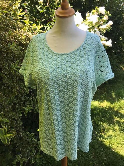 M46 T-shirt met voorzijde ‘bloemenkantmotief’, Vêtements | Femmes, T-shirts, Comme neuf, Taille 46/48 (XL) ou plus grande, Vert