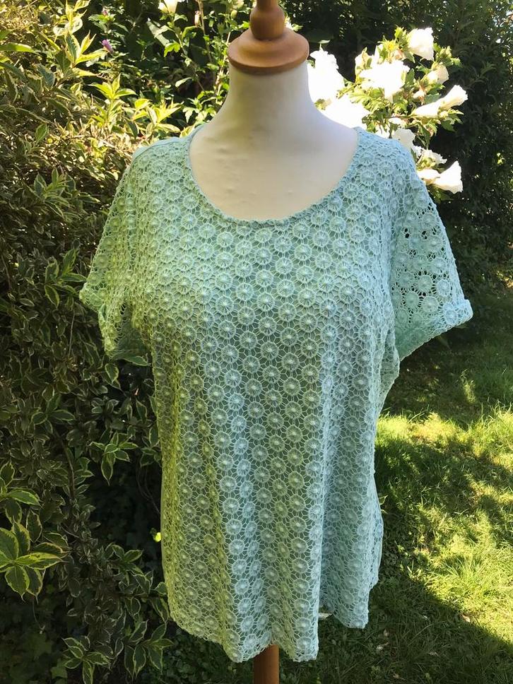 M46 T-shirt met voorzijde ‘bloemenkantmotief’, Kleding | Dames, T-shirts, Zo goed als nieuw, Maat 46/48 (XL) of groter, Groen