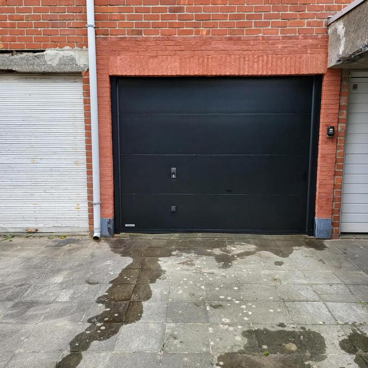 Garage Westende te huur op jaarbasis., Immo, Garages en Parkeerplaatsen