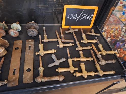 Oude klinken, deurknoppen , kapstokken... in koper, Antiek en Kunst, Antiek | Gereedschap en Instrumenten, Ophalen