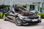 BMW 330 d Touring xDrive M SPORT/LICHTE VRACHT/PANO/CAMERA, Auto's, BMW, Automaat, 140 g/km, 2993 cc, Zwart