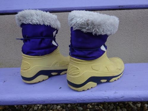 Warme laarzen voor kinderen maat 31-32 4 + 1 gratis, Kinderen en Baby's, Kinderkleding | Schoenen en Sokken, Gebruikt, Laarzen