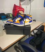 LA lakers jordan 1’s, Vêtements | Hommes, Chaussures, Enlèvement ou Envoi, Autres couleurs, Comme neuf, Jordan (Nike)
