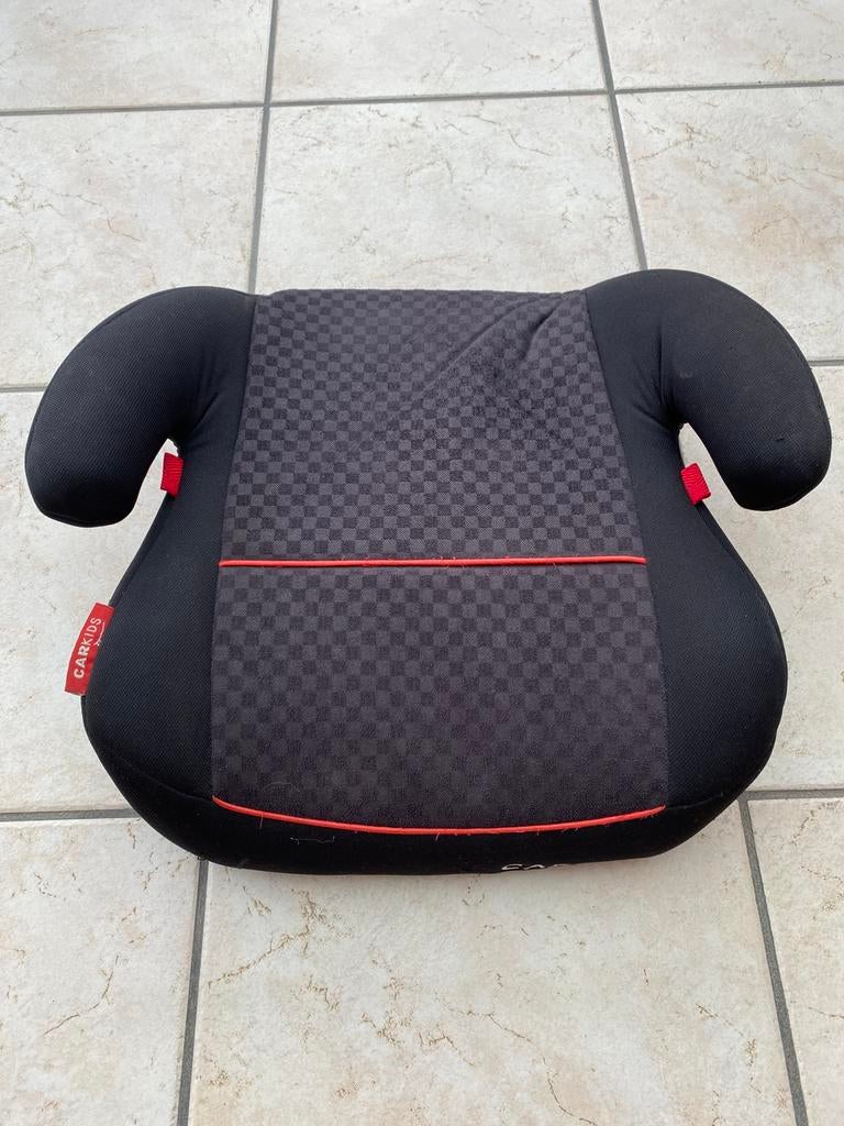 Siege auto réhausseur enfant carkids, Enfants & Bébés, Sièges auto, Utilisé, Autres marques, Ceinture de sécurité, Enlèvement