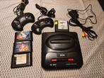 Sega mega drive 2 met 2 controllers en 4 games, Games en Spelcomputers, Ophalen of Verzenden, Gebruikt, Mega Drive