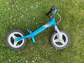 B-twin loop fiets met remmen-made in Italy beschikbaar voor biedingen