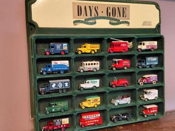 Display Set van Lledo Days Gone Model Cars beschikbaar voor biedingen