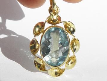 14KT gouden kettinghanger met Spinel. 7.50 ct. beschikbaar voor biedingen