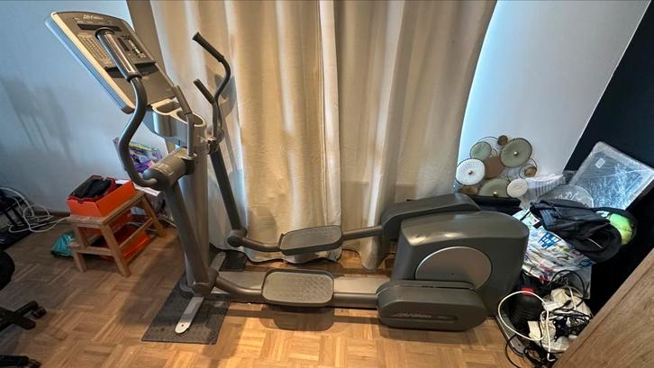 Life Fitness 95Xi Crosstrainer, Sport en Fitness, Fitnessapparatuur, Zo goed als nieuw, Crosstrainer, Ophalen