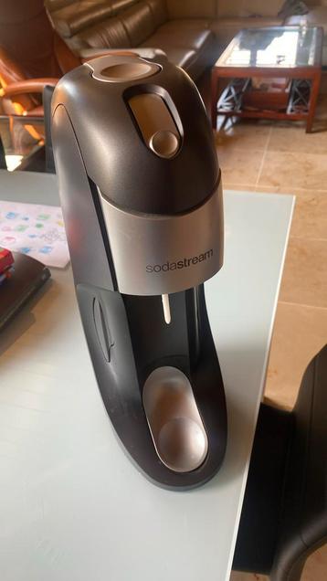 Soda stream met gebruikte gasfles, Enlèvement, Comme neuf