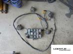 Koplamp stekkers en zekeringkast BMW e28 518 520 535i 528 et, Gebruikt, Ophalen of Verzenden, BMW, BMW
