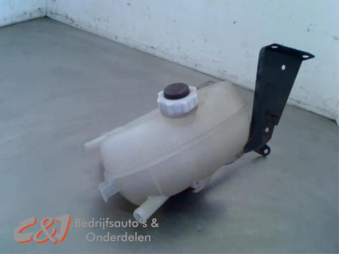 Réservoir d'expansion d'un Renault Master, Autos : Pièces & Accessoires, Autres pièces automobiles, Renault, Utilisé, 3 mois de garantie