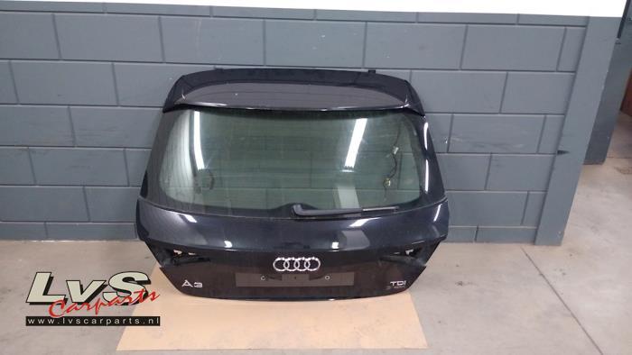 Hayon d'un Audi A3 (LZ9Y), -, Audi, Utilisé, -