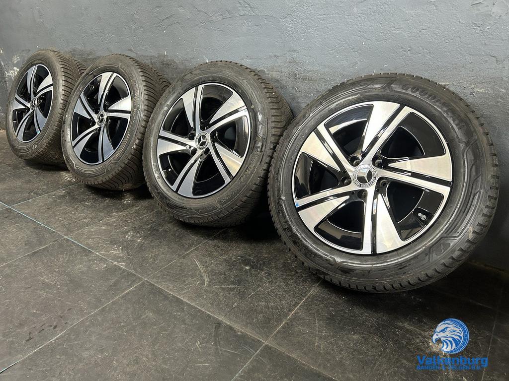 Nieuwe originele Mercedes Vito V-klasse EQV Facelift 2024 W4, Bestelwagen, -, -, Banden en Velgen