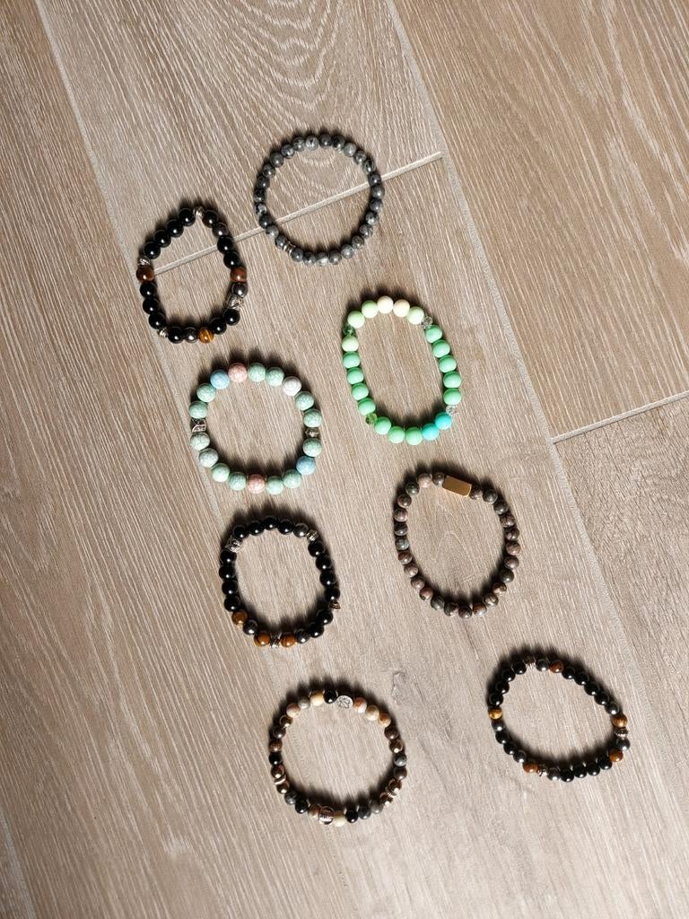 bracelets unisexes, homme/femme, neufs, jamais portés, 8 piè, Bijoux, Sacs & Beauté, Bracelets, Enlèvement ou Envoi, Neuf, Avec bracelets à breloques ou perles