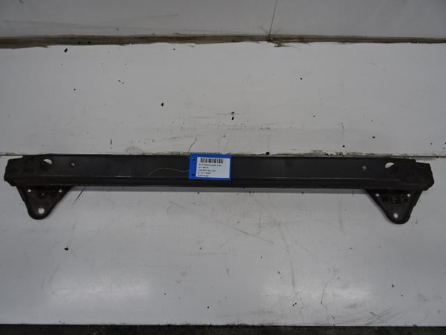 RENFORT PARE CHOC ARRIERE (TRAVERSE) Toyota Yaris II (P9), Autos : Pièces & Accessoires, Utilisé, Toyota