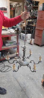 kroonluchter, Enlèvement