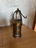 Lampe de mineur, Enlèvement