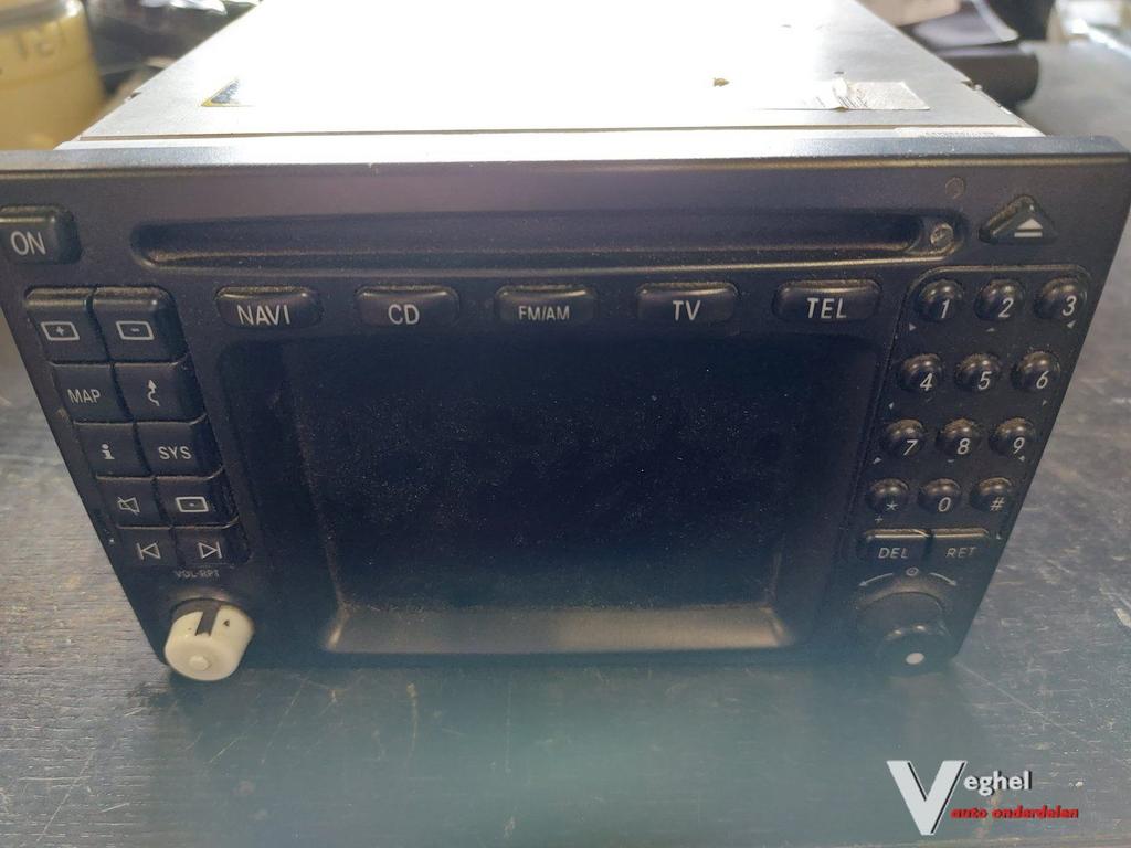 CLK/W210 radio '98, Auto diversen, Autoradio's, Gebruikt, Ophalen of Verzenden