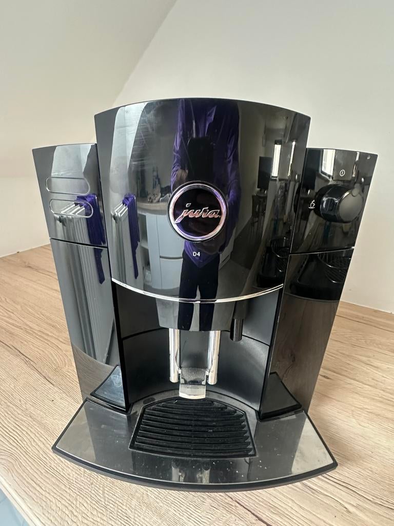 Jura d4 koffie toestel, Ophalen, Zo goed als nieuw