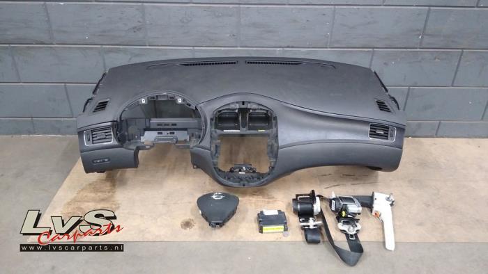 Kit airbag + tableau de bord d'un Nissan Pulsar, -, 3 mois de garantie, Utilisé, -