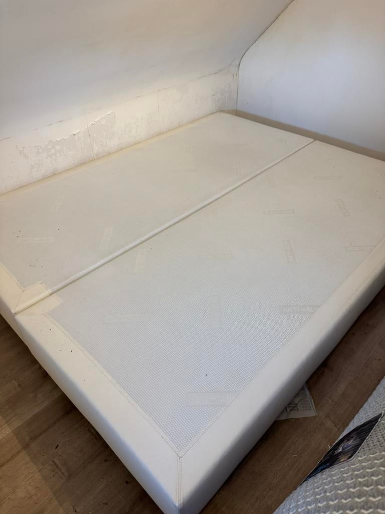 Boxspring 1m60 ( gratis ), Huis en Inrichting, Slaapkamer | Matrassen en Bedbodems, Ophalen, Gebruikt, 210 cm, Tweepersoons