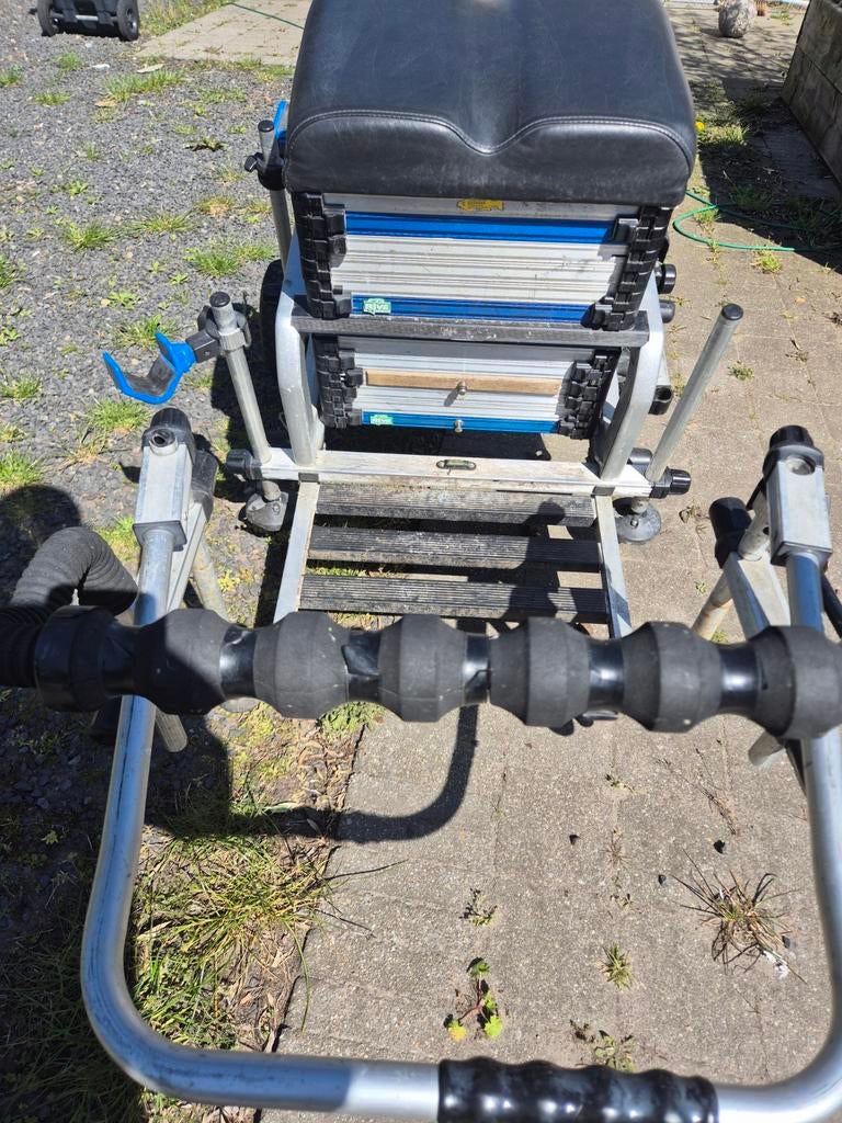 Viskist rive, Sports nautiques & Bateaux, Pêche à la ligne | Poissons blancs, Enlèvement