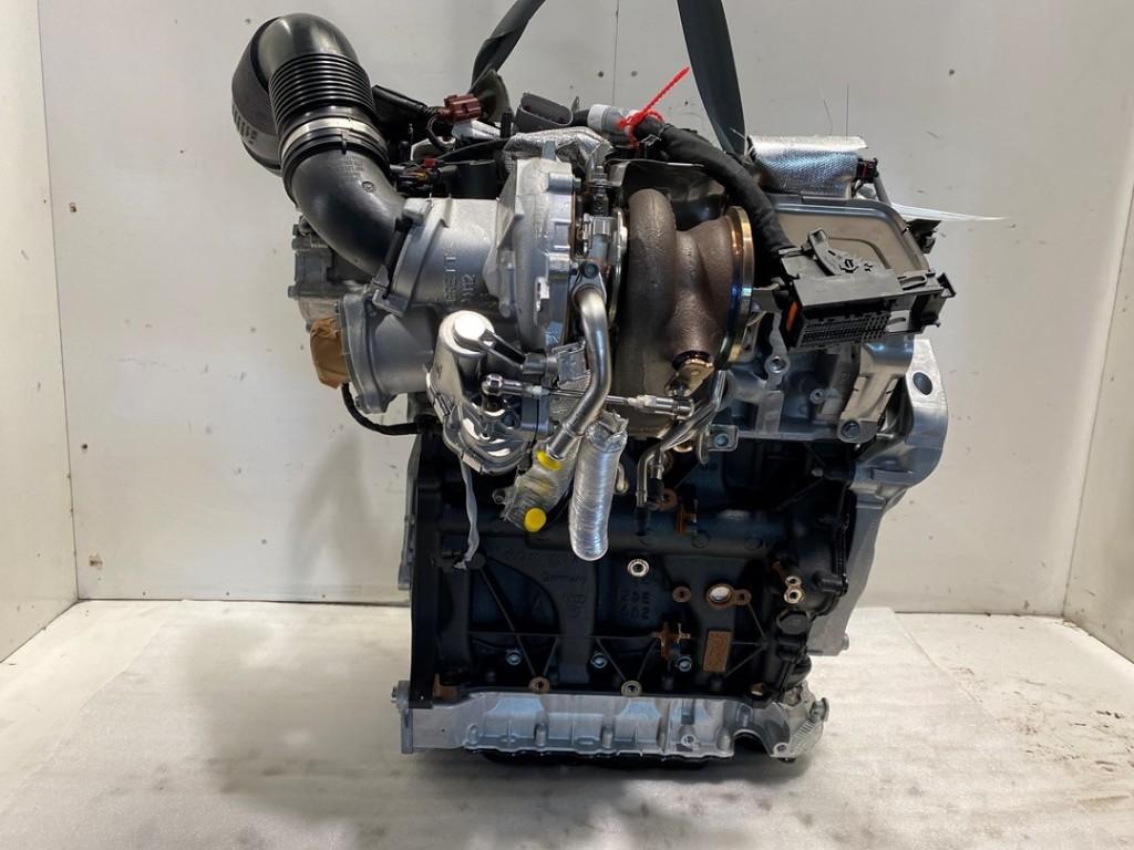 MOTEUR Volkswagen Golf VIII (CD1) (01-2019/-) (|06Q100031F|), Utilisé, Volkswagen