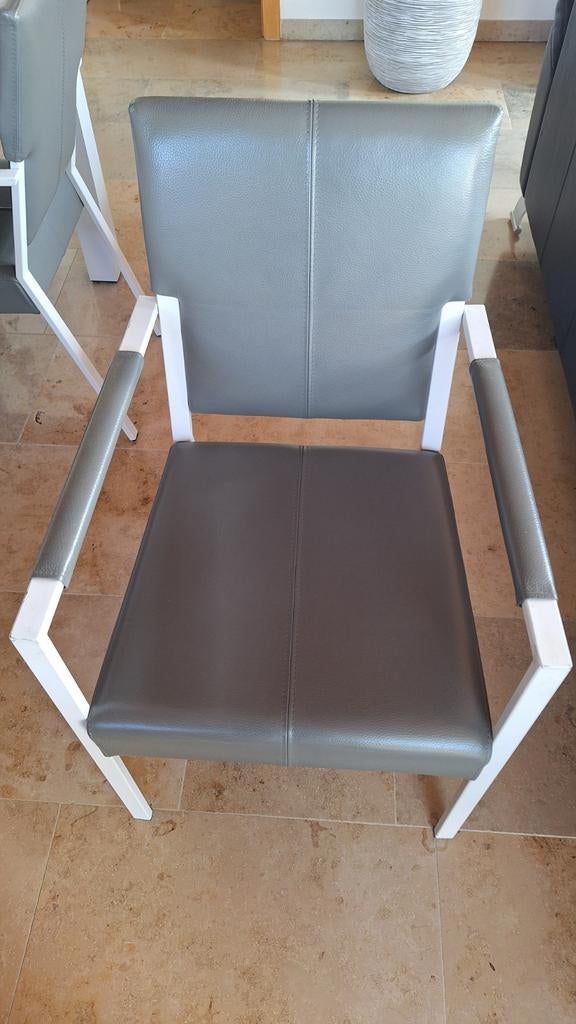 Stoel grijs leder, Ophalen, Grijs