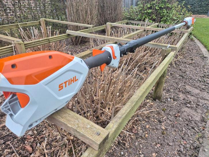 Stihl HTA 86 Accuhoogsnoeier  270-390 cm  NIEUWSTAAT, Doe-het-zelf en Bouw, Gereedschap | Zaagmachines, Nieuw, Kettingzaag, 1200 watt of meer