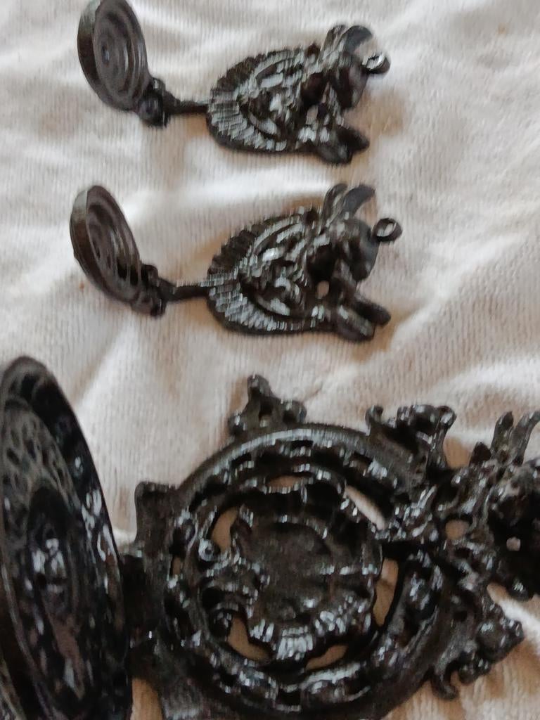 Set antieke gietijzeren wandkandelaars, Ophalen, Overige materialen