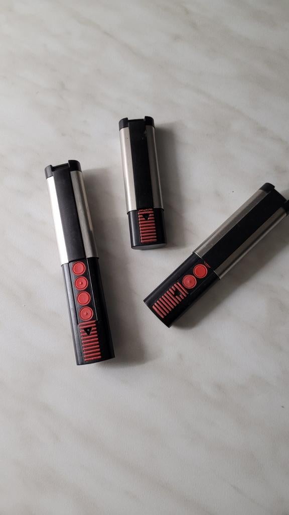 Afstandsbediening garagepoort 3 stuks, Ophalen