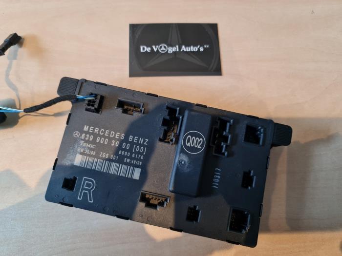 Module verrouillage central des portes d'un Mercedes Vito, 3 mois de garantie, Utilisé, -, -